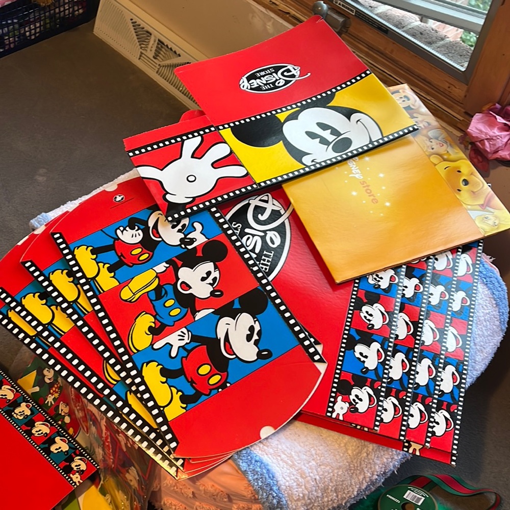 10 Disney Store Mickey Mouse Gift Boxes various sizes